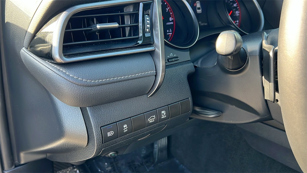 2021 Toyota Camry XSE photo 10