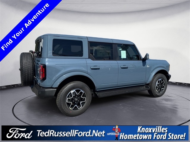 2025 Ford Bronco Outer Banks photo 4