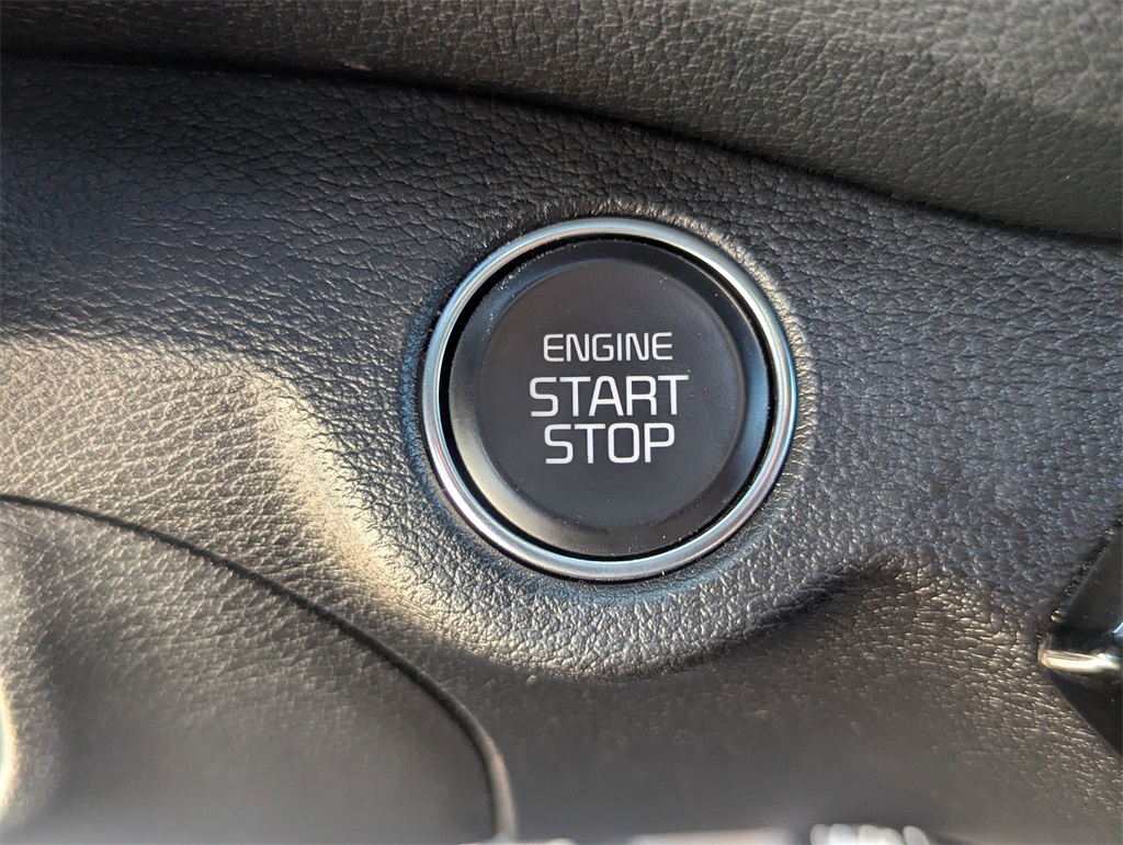 2023 Kia Forte GT-Line photo 16