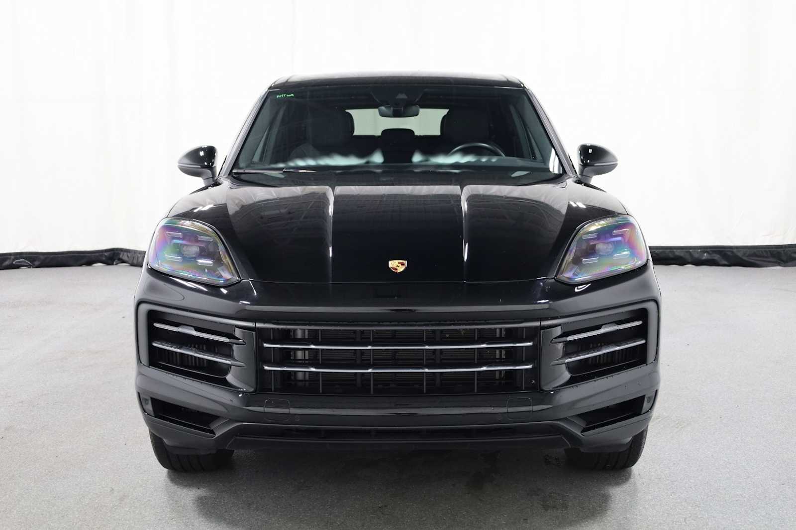 2024 Porsche Cayenne photo 10