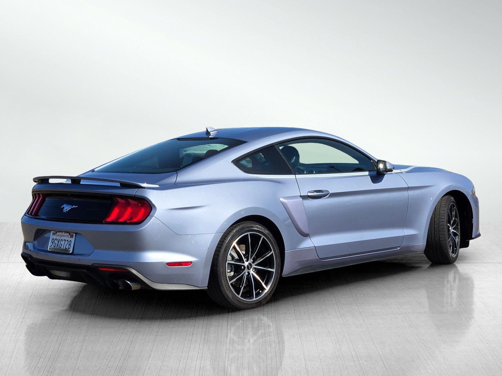 2022 Ford Mustang EcoBoost Premium photo 4