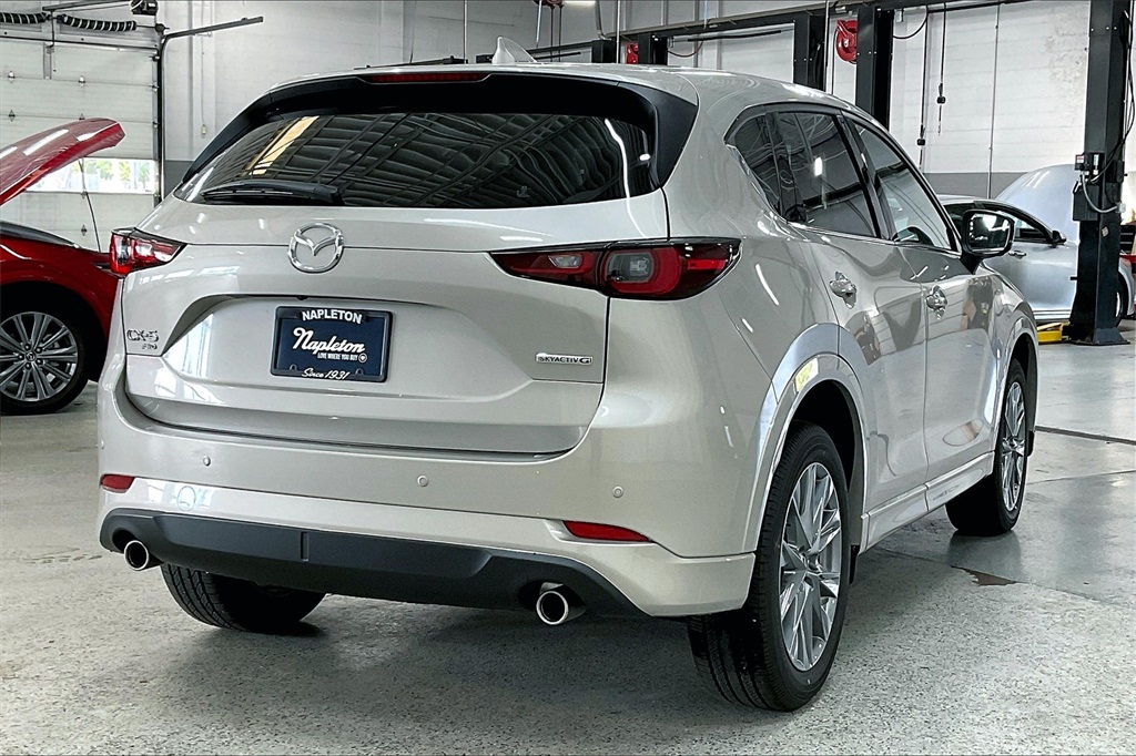 2025 Mazda CX-5 2.5 Premium Plus photo 11