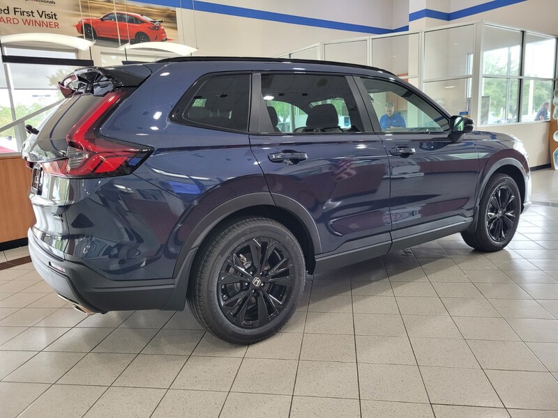 2026 Honda CR-V Sport Touring photo 3