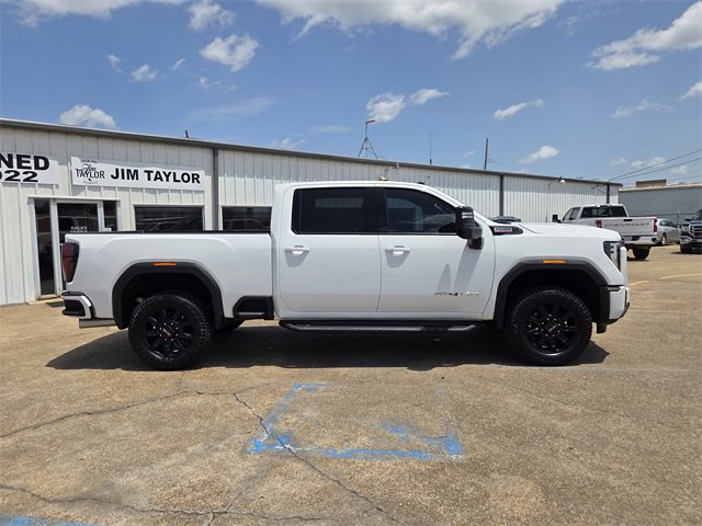 2024 Gmc Sierra 2500 HD AT4 photo 3