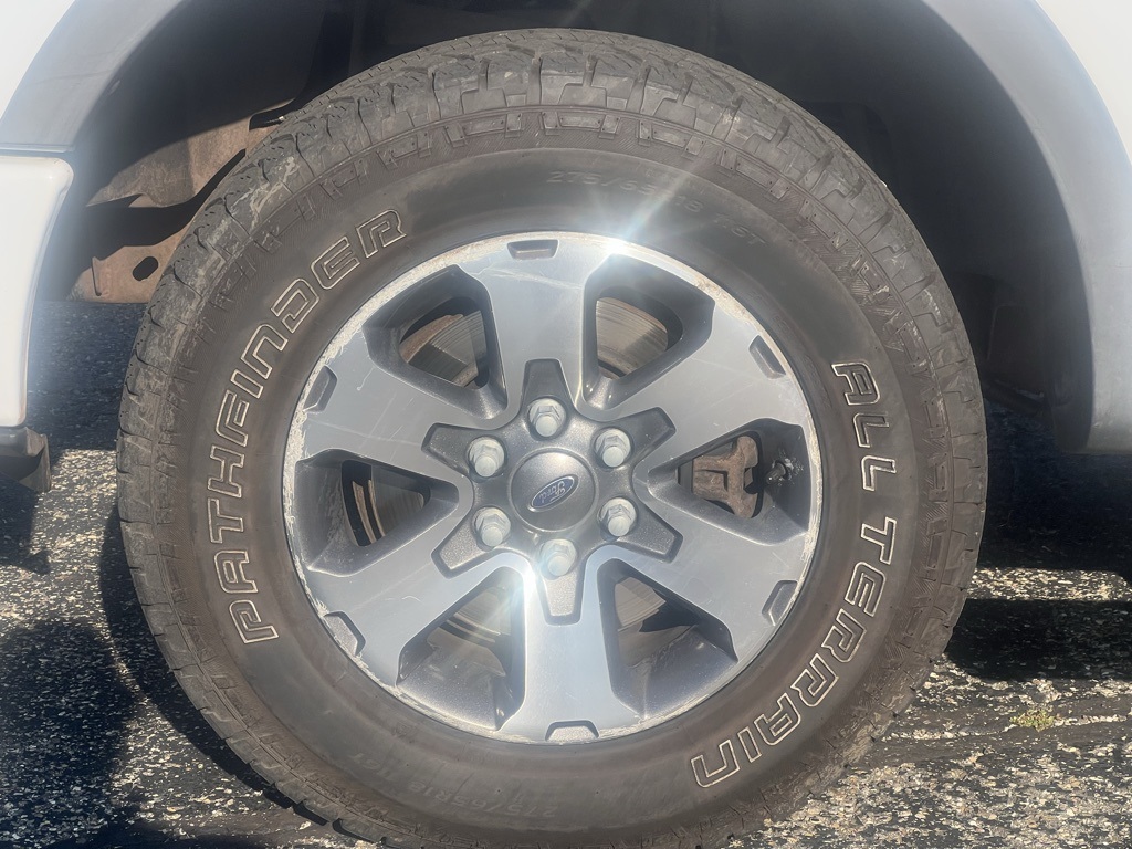 2014 Ford F-150 FX4 photo 8