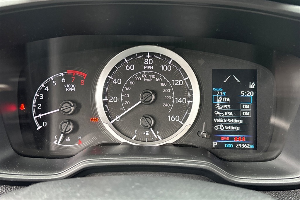 2022 Toyota Corolla LE photo 21
