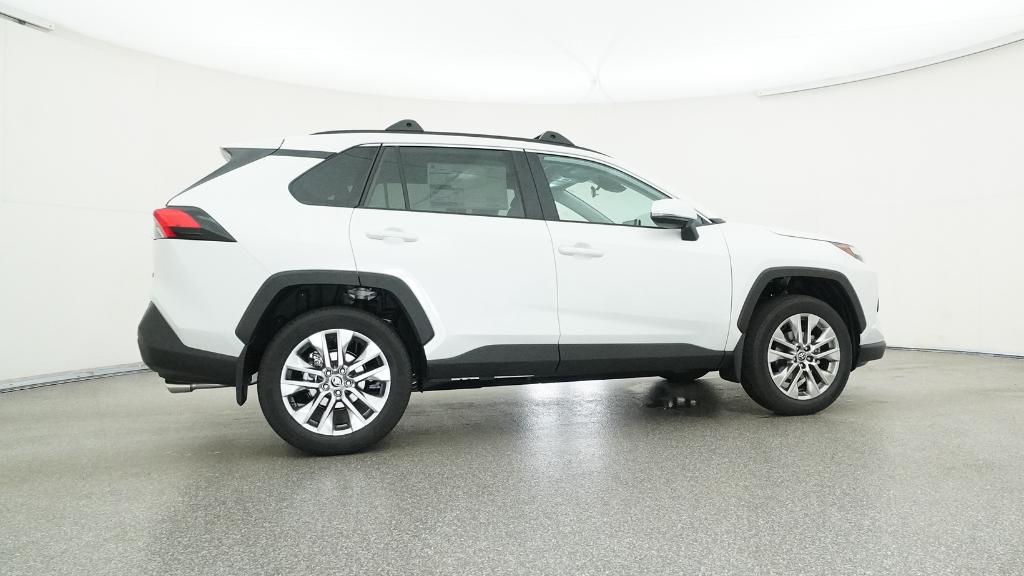 2025 Toyota RAV4 XLE Premium photo 23