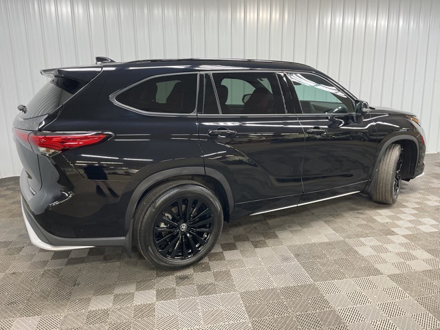 2023 Toyota Highlander XSE photo 2