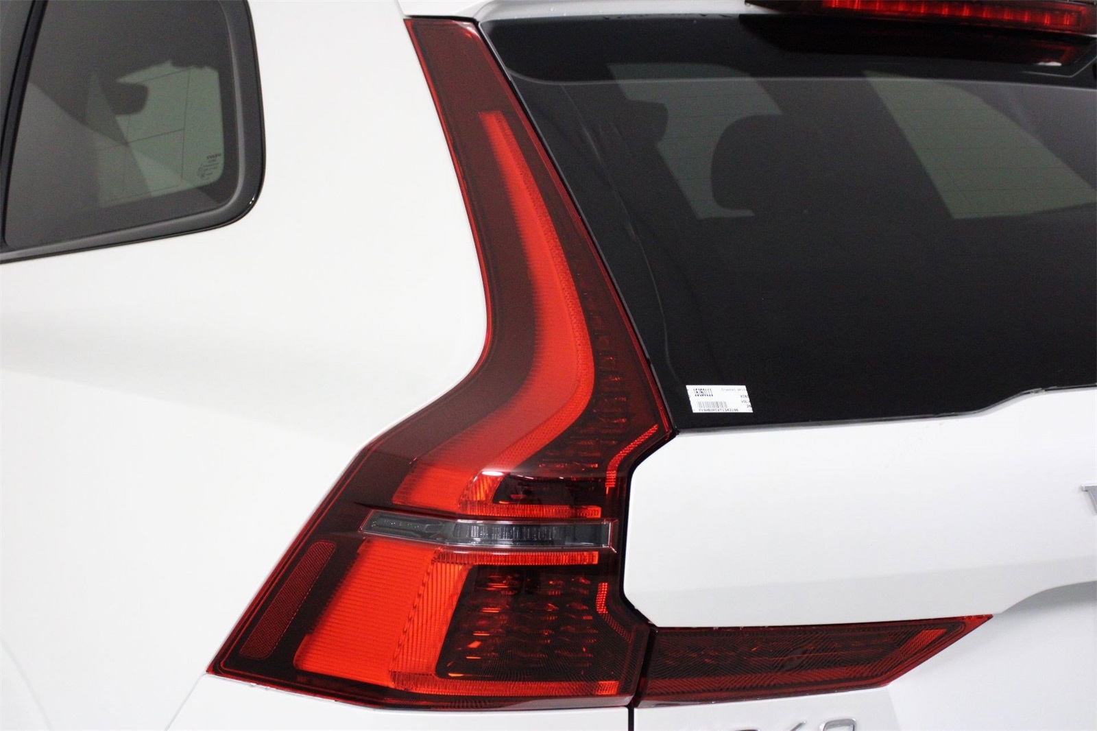2026 Volvo XC60 Hybrid T8 Plus photo 15
