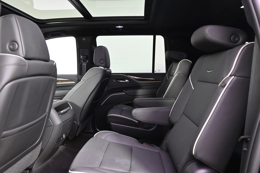 2024 Cadillac Escalade ESV Premium Luxury photo 21