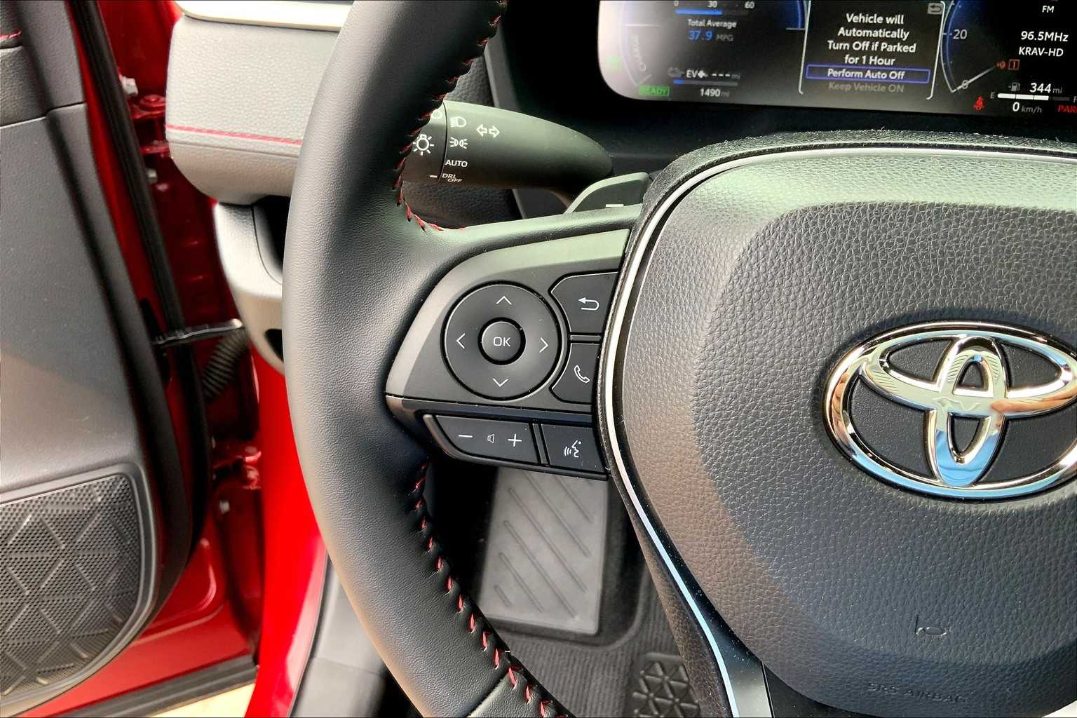 2025 Toyota RAV4 Hybrid XSE photo 43