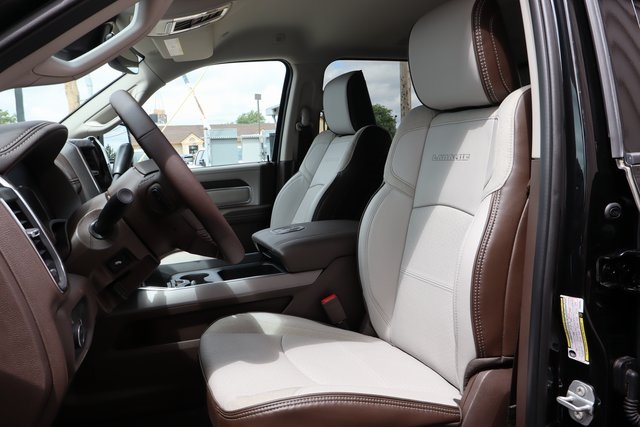 2025 Ram 2500 Laramie photo 12