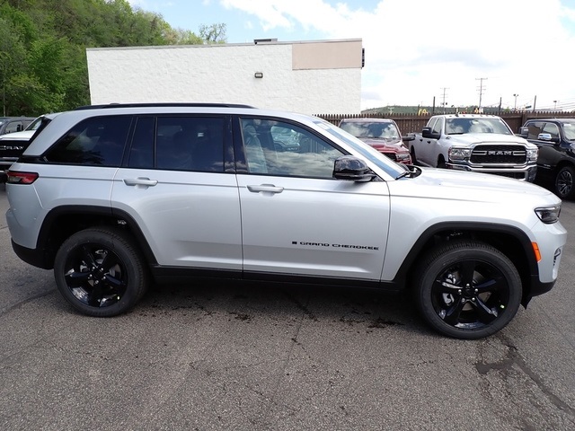 2025 Jeep Grand Cherokee Altitude X photo 7