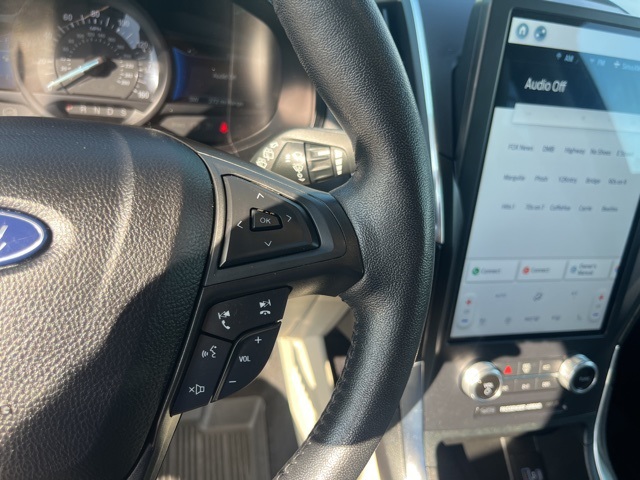 2022 Ford Edge Titanium photo 16