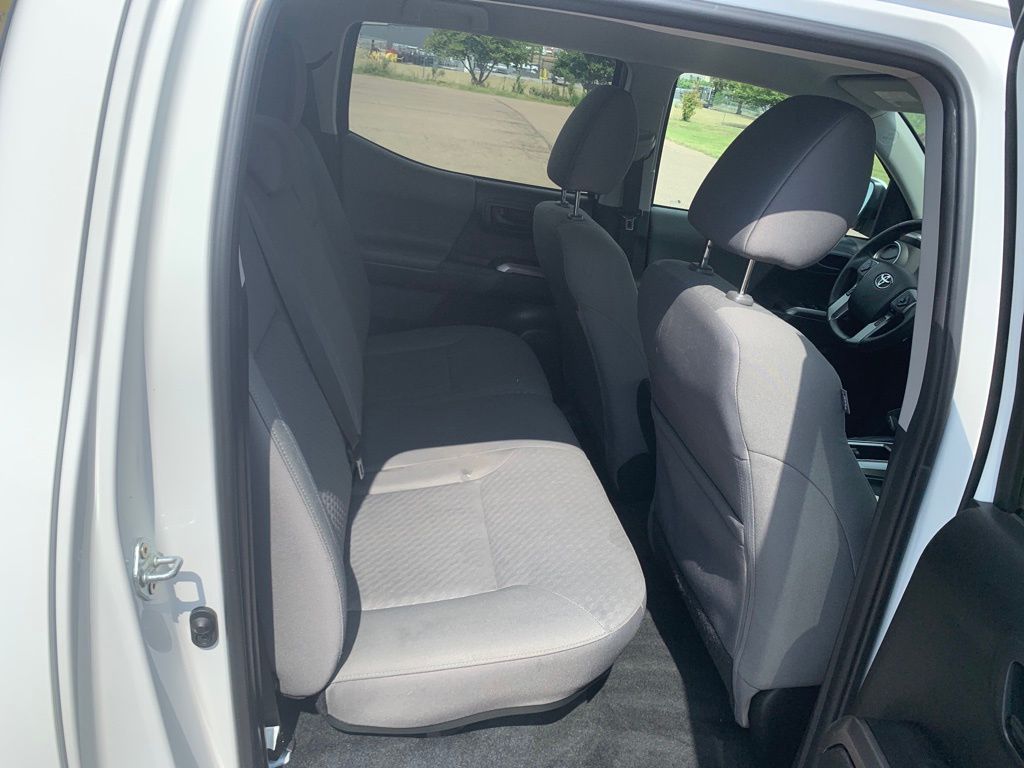 2023 Toyota Tacoma SR5 photo 25