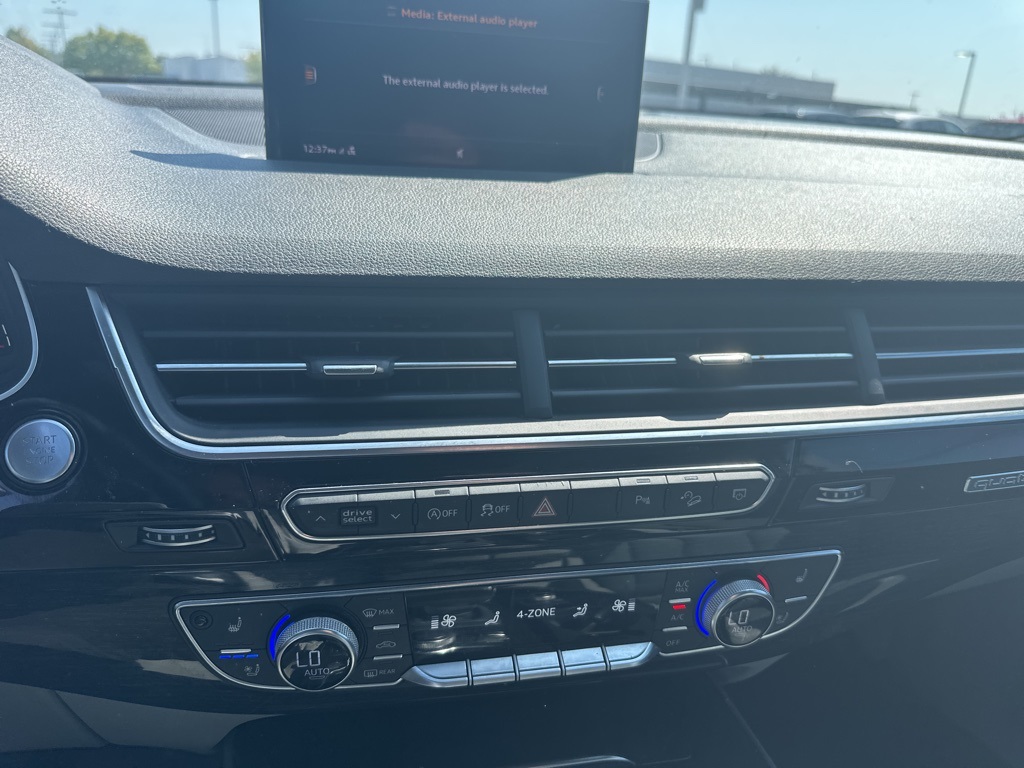 2018 Audi Q7 3.0T Prestige photo 12
