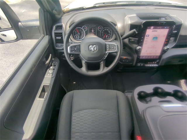 2025 Ram 2500 Tradesman photo 16
