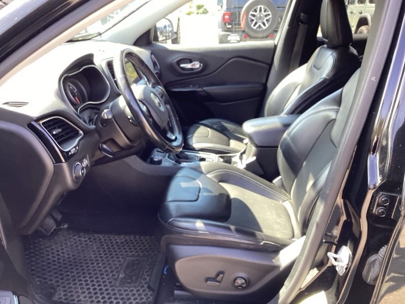 2020 Jeep Cherokee Altitude photo 15