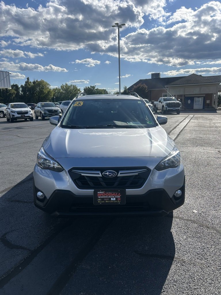 2023 Subaru Crosstrek Premium photo 2