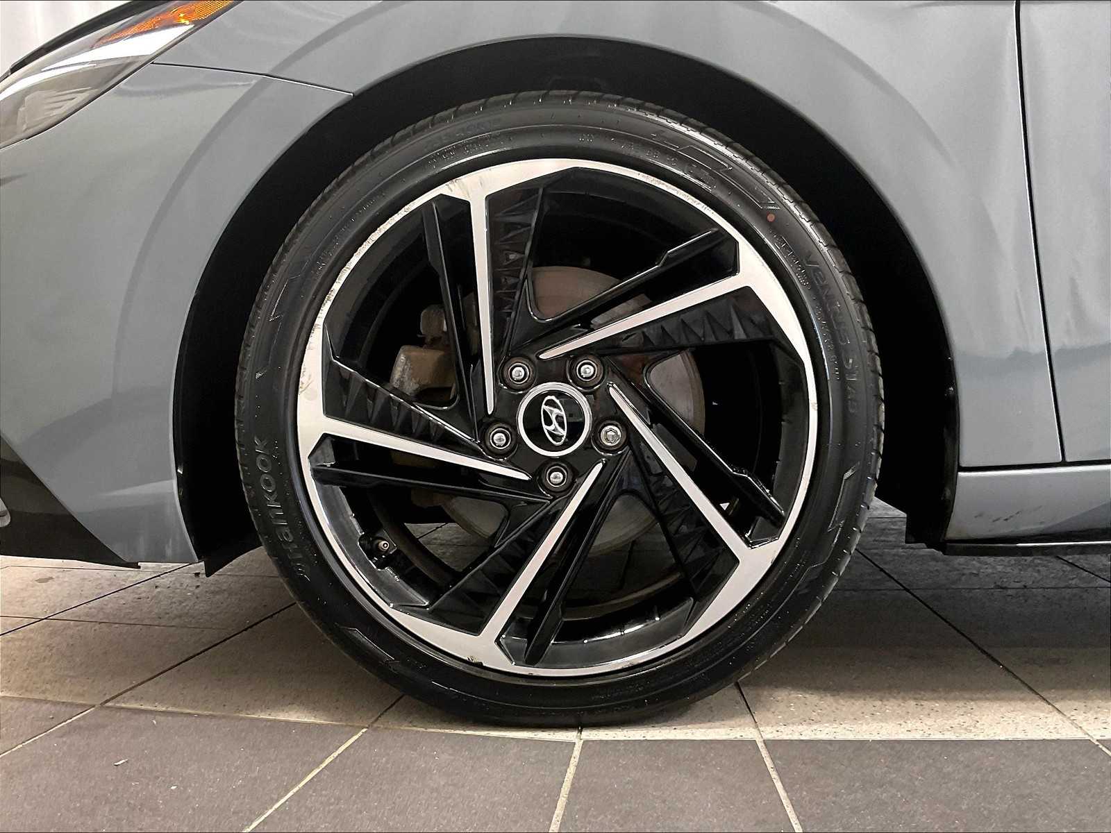 2023 Hyundai Elantra N Line photo 7