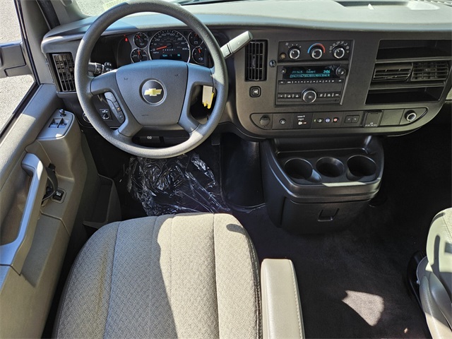 2020 Chevrolet Express 2500 LT Passenger photo 11