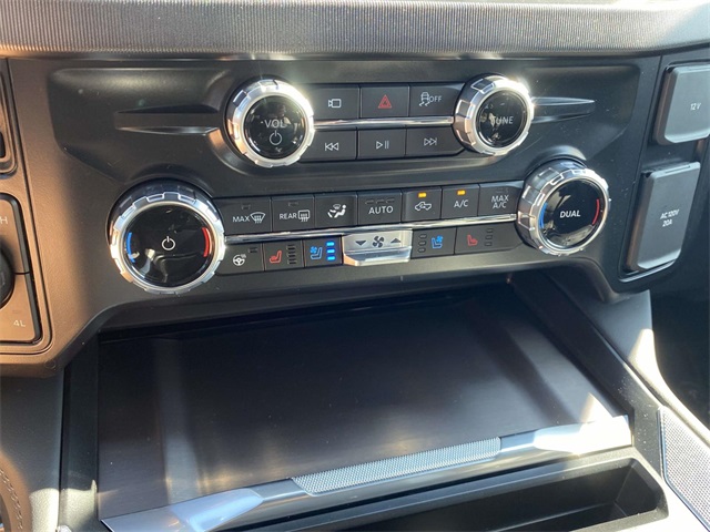 2026 Ford F-250 photo 16