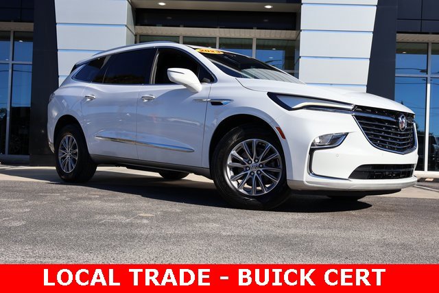 2023 Buick Enclave Essence photo 2