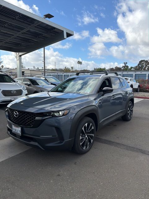 2025 Mazda CX-50 Premium Plus's photo