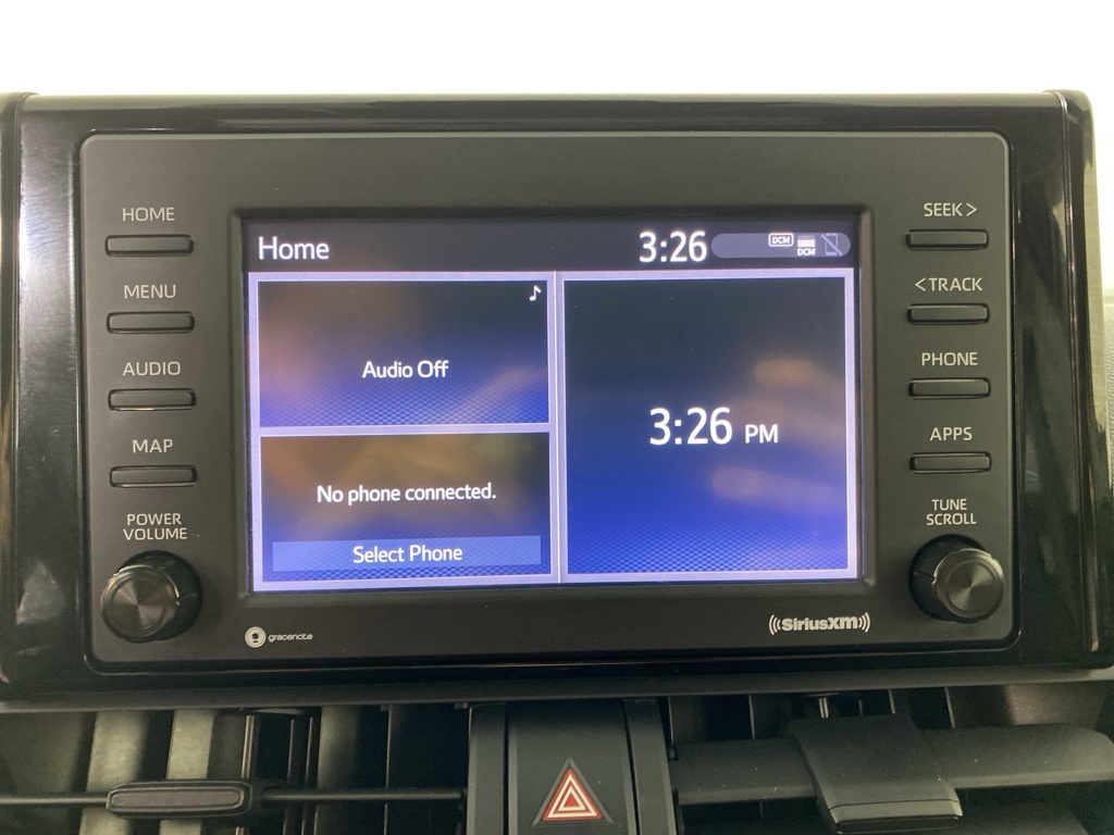 2020 Toyota RAV4 Hybrid XLE photo 3