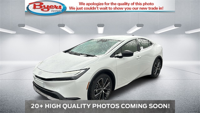 2026 Toyota Prius XLE's photo