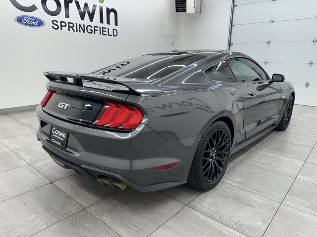 2019 Ford Mustang GT Premium photo 4