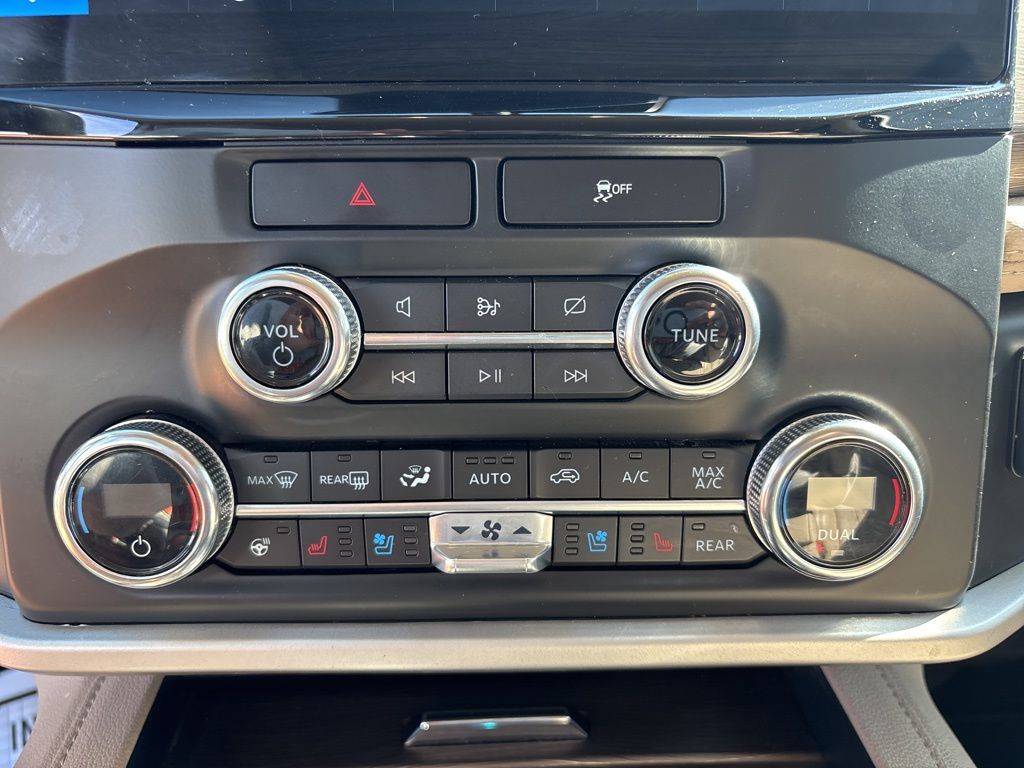 2022 Ford Expedition Limited photo 19