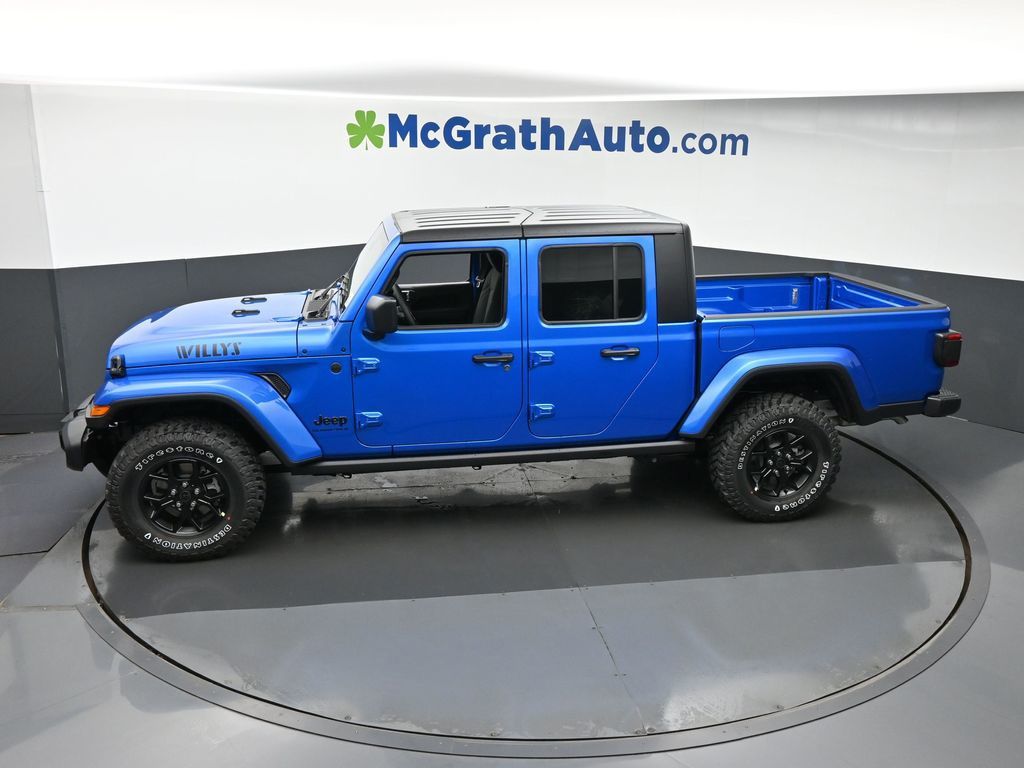 2025 Jeep Gladiator Willys photo 18