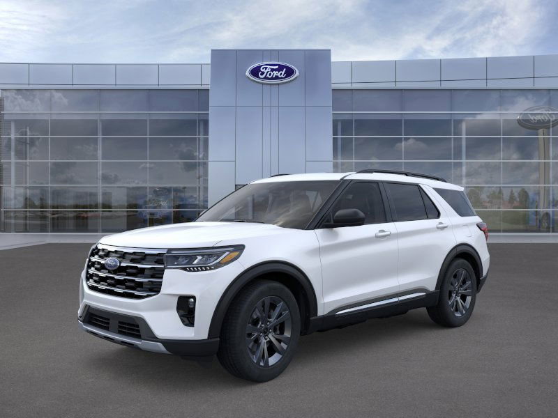 New 2025 Star White Metallic Tri-Coat Ford Active image 1