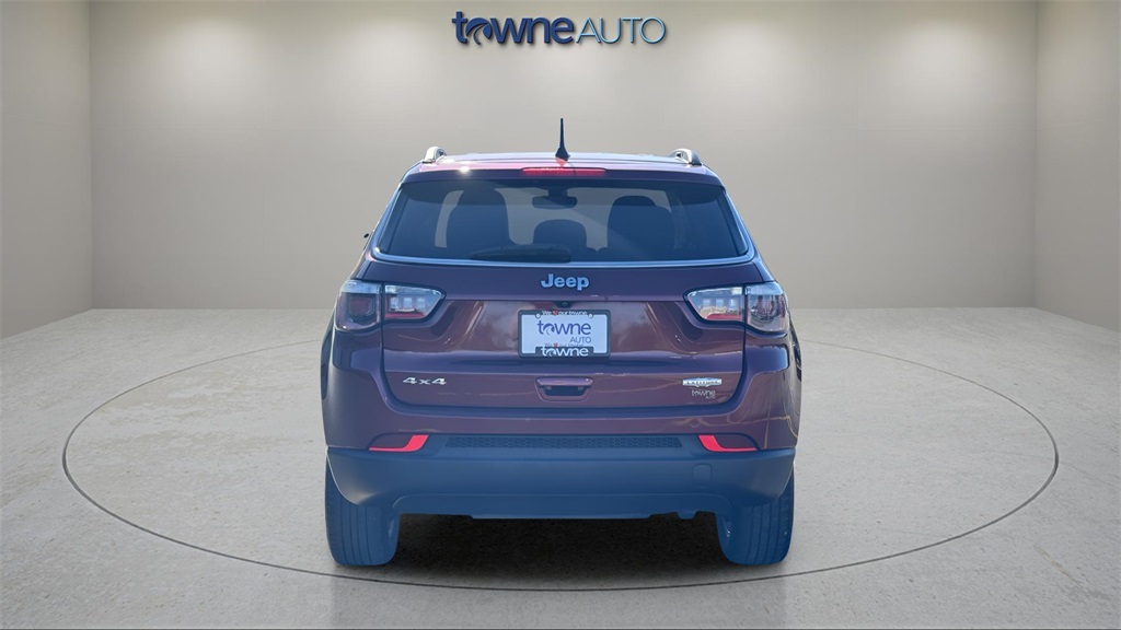 2020 Jeep Compass North Edition Latitude photo 3
