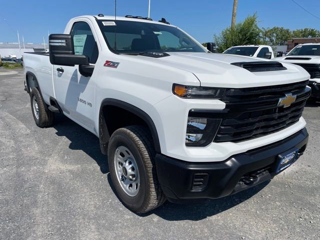 2025 Chevrolet Silverado 3500HD Work Truck's photo
