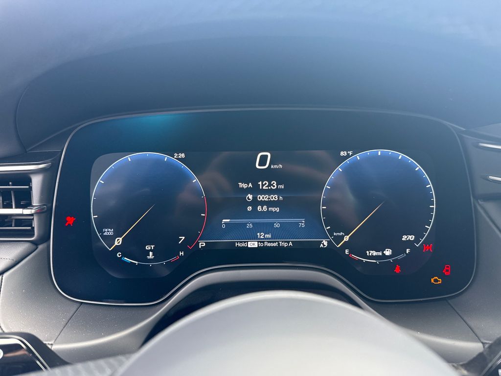 2025 Maserati Grecale photo 14