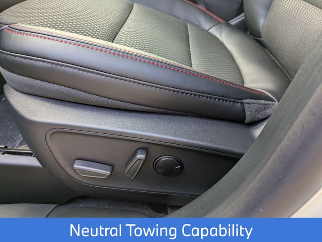 2025 Ford Escape ST-Line photo 15