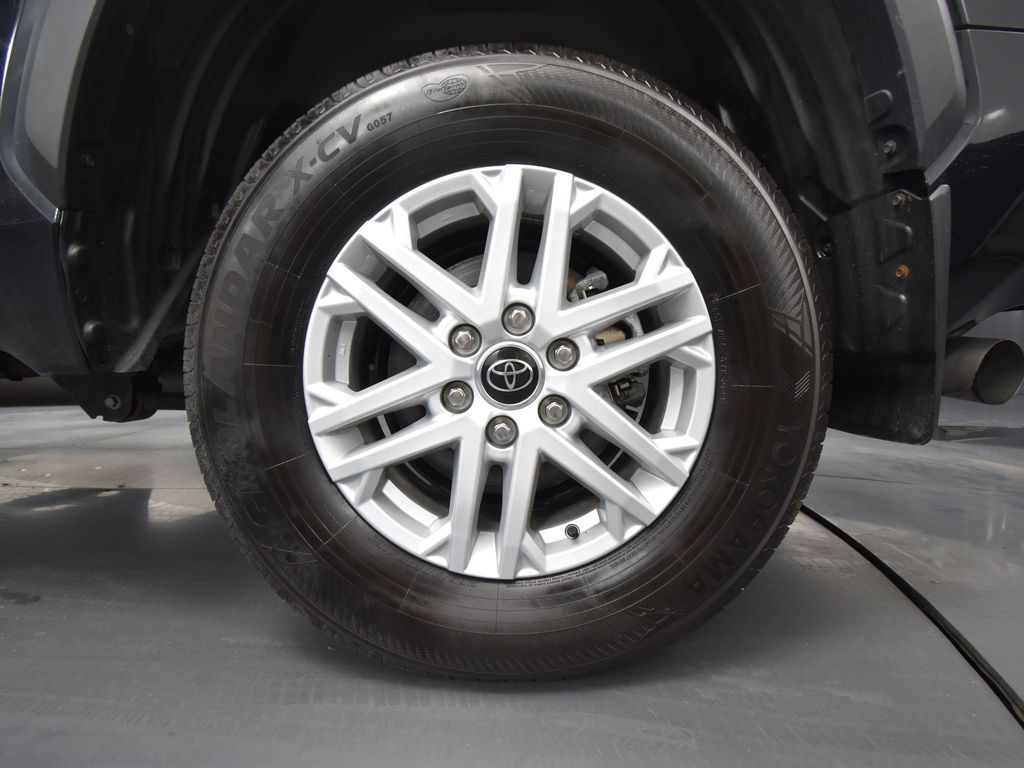 2023 Toyota Tundra SR5 photo 12
