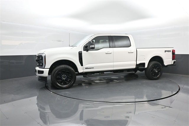 2026 Ford F-250 Lariat photo 4