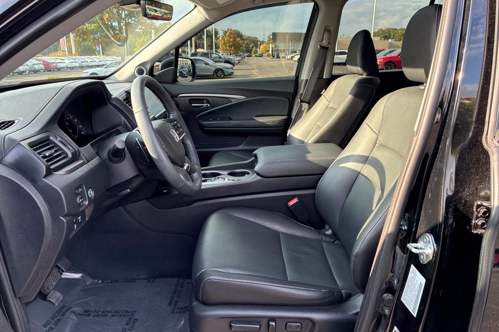 2025 Honda Ridgeline RTL photo 8