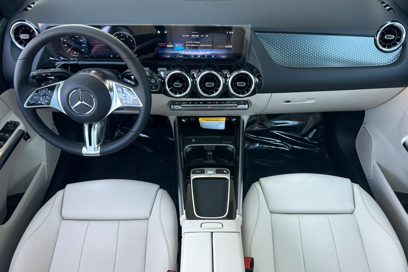 2026 Mercedes Benz GLA 250 4MATIC photo 10