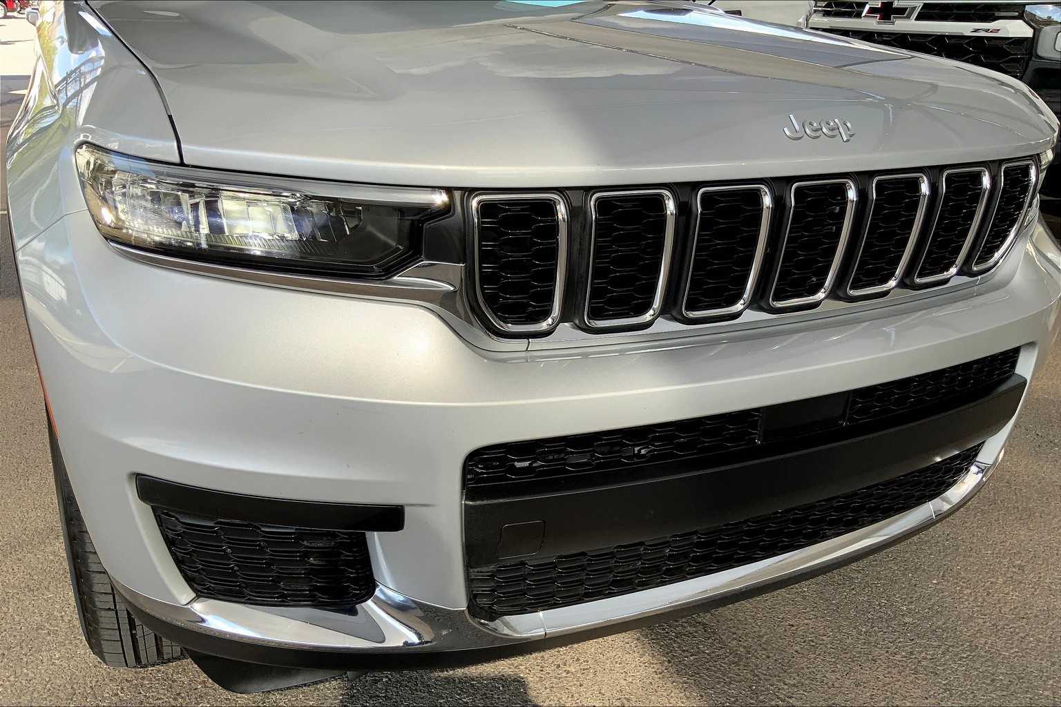 2024 Jeep Grand Cherokee Laredo X photo 27