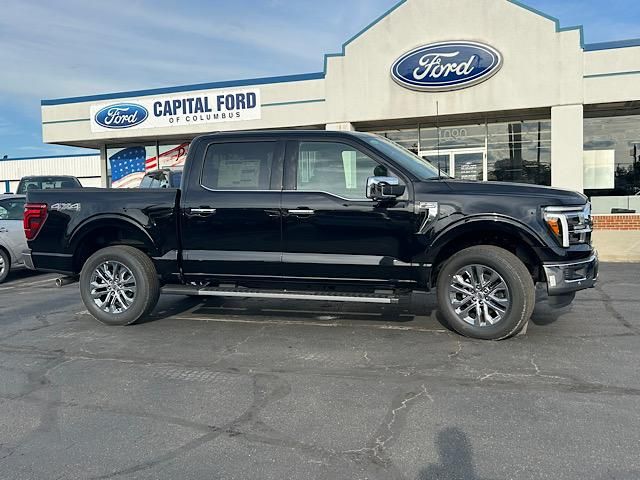 2025 Ford F-150 Lariat photo 3
