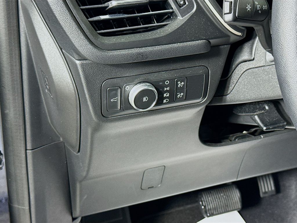 2021 Ford Escape SEL photo 9