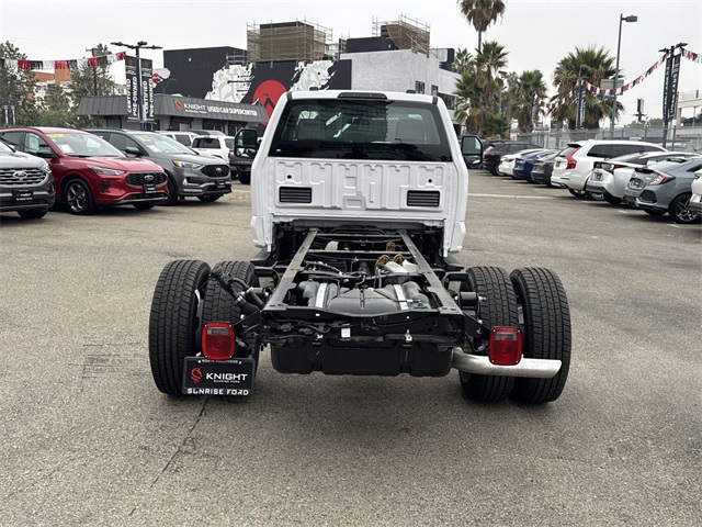 2024 Ford F-350 photo 5