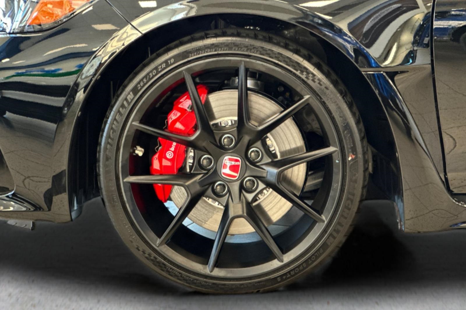 2025 Honda Civic Type R photo 29