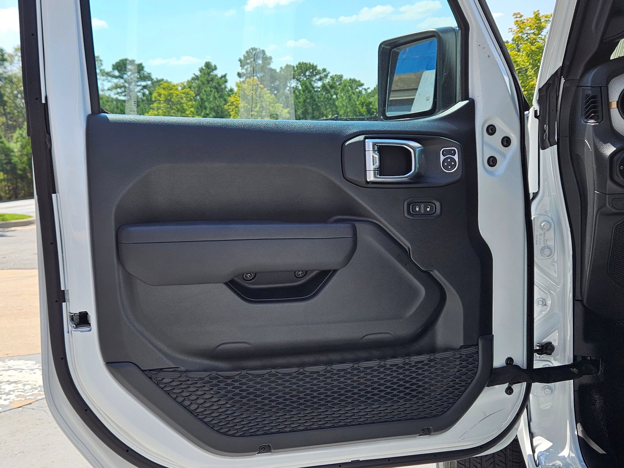 2025 Jeep Gladiator Sport S photo 16