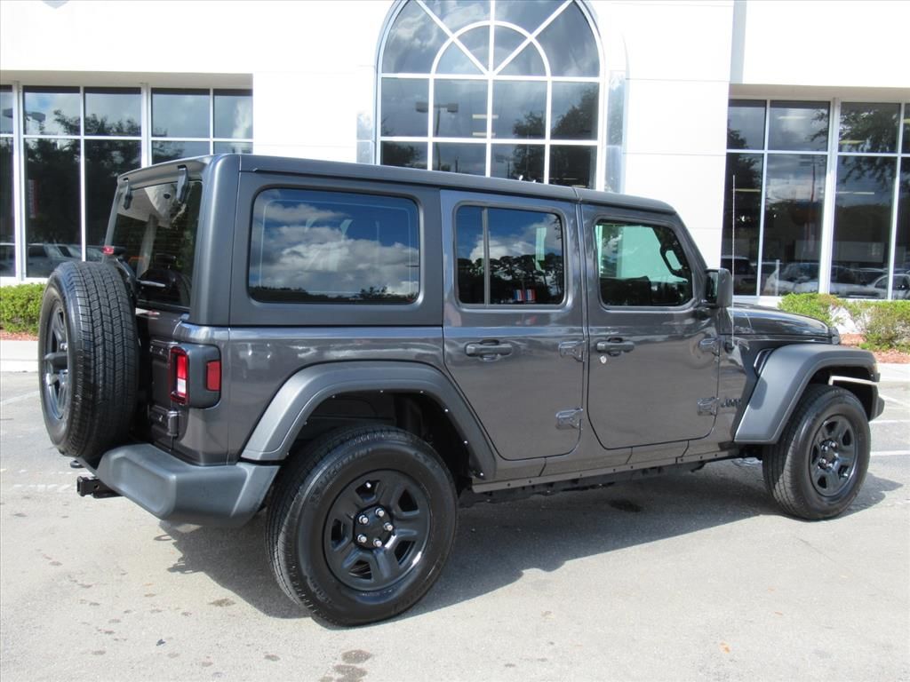 2022 Jeep Wrangler Unlimited Sport photo 6