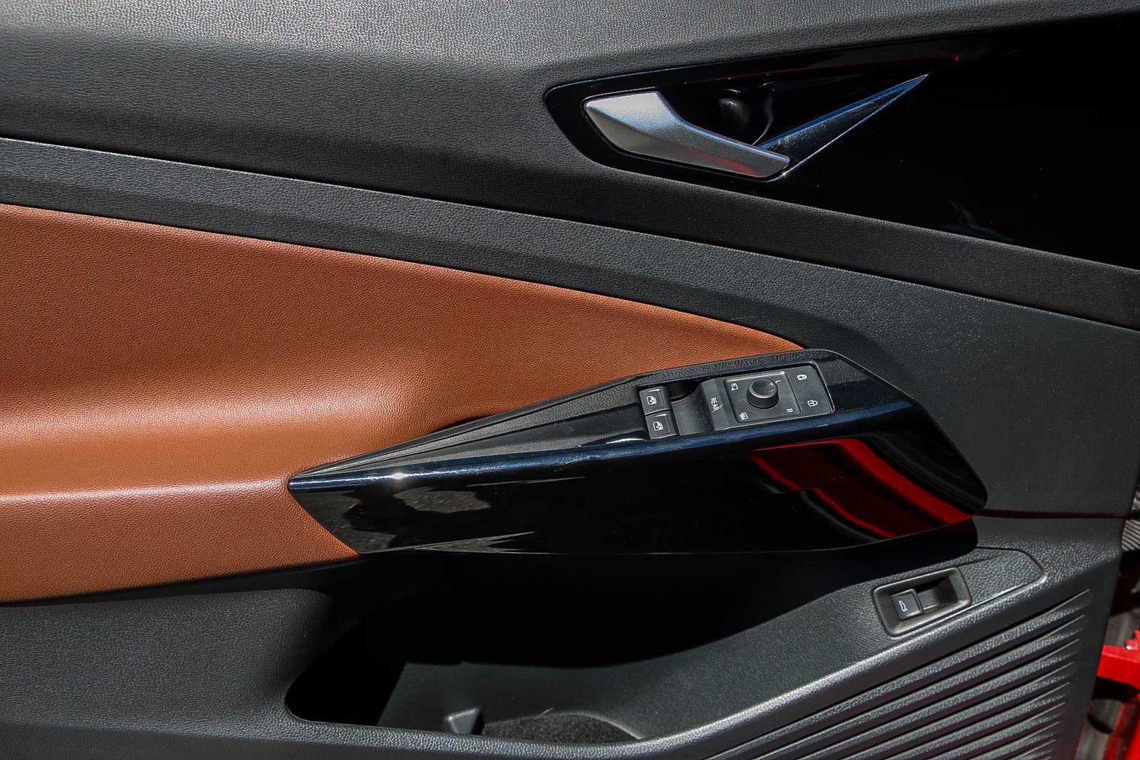 2021 Volkswagen ID.4 Pro S photo 18